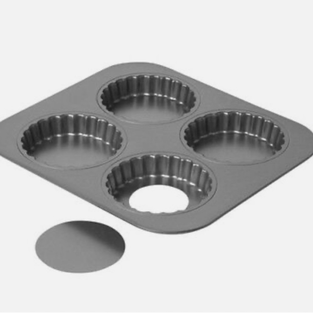 AMCO Fluted Mini Tartlet Pan Loose Removable Bottom, each 3.5" x .9" Baking pan